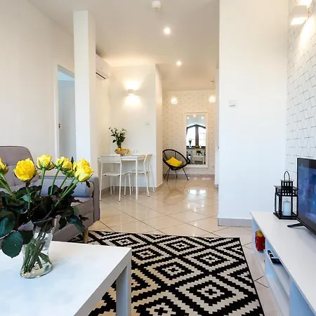 Bianco Nero Pod Jasna Gora, Bezplatny Parking, Teren Ogrodzony. Διαμέρισμα *