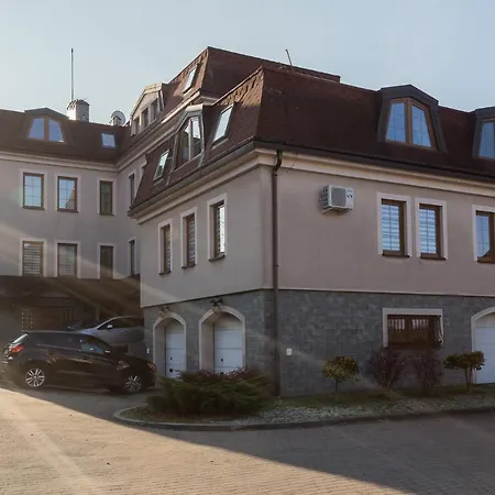 Bianco Nero Pod Jasna Gora, Bezplatny Parking, Teren Ogrodzony. * Ζεστοκόβα